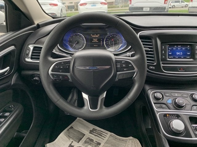 2017 Chrysler 200 Limited